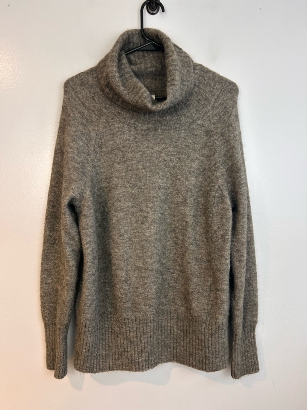 Babaton Group Taupe Turtleneck Pullover Cozy Wool Alpaca Blend Dinner Medium